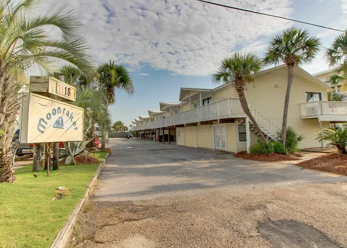 Top-floor With Pool & Great Views - Close To The * Gulf Shores
